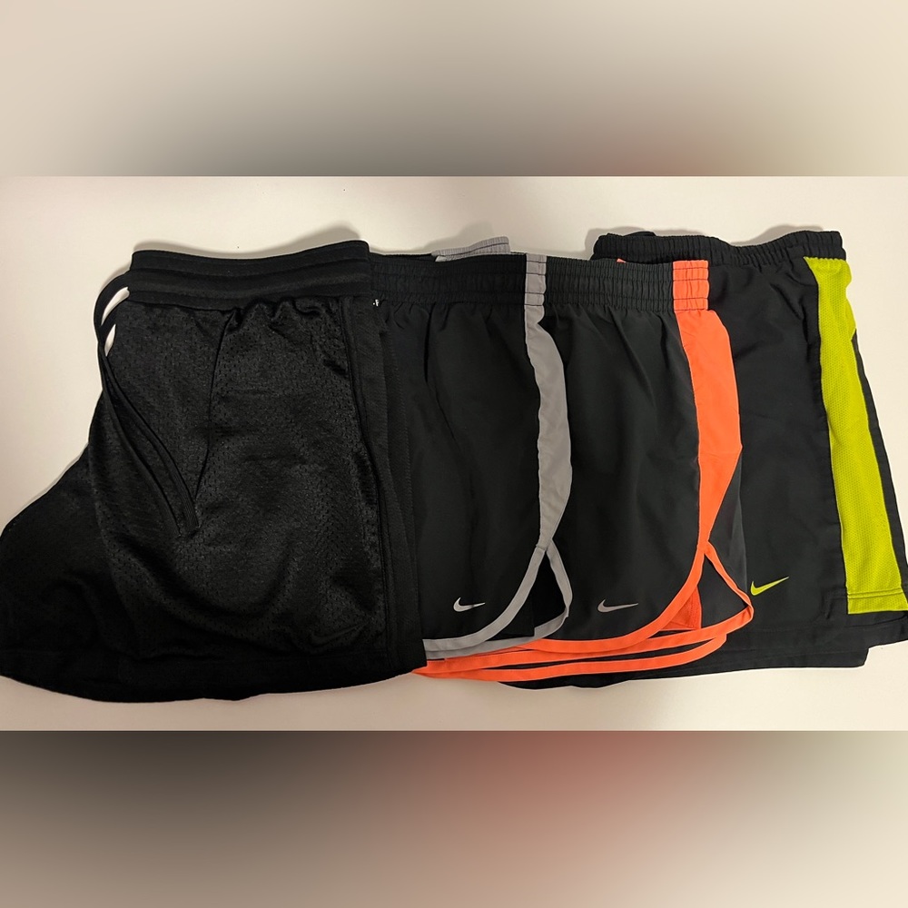 4 pair of XL Women’s gently used Nike Dry Fit shorts